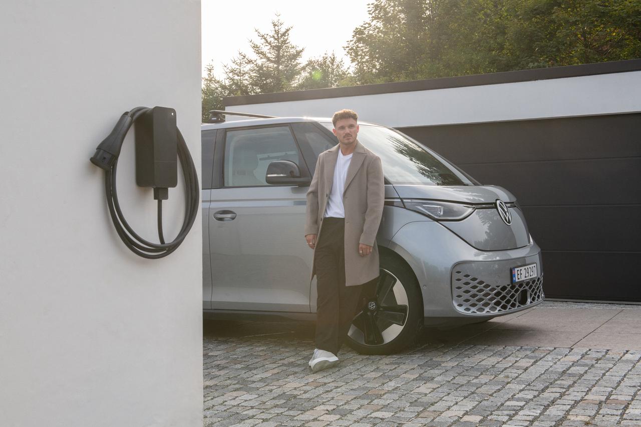 Kotilaturi sähköautoon: kuinka valita oikea teho ja malli?