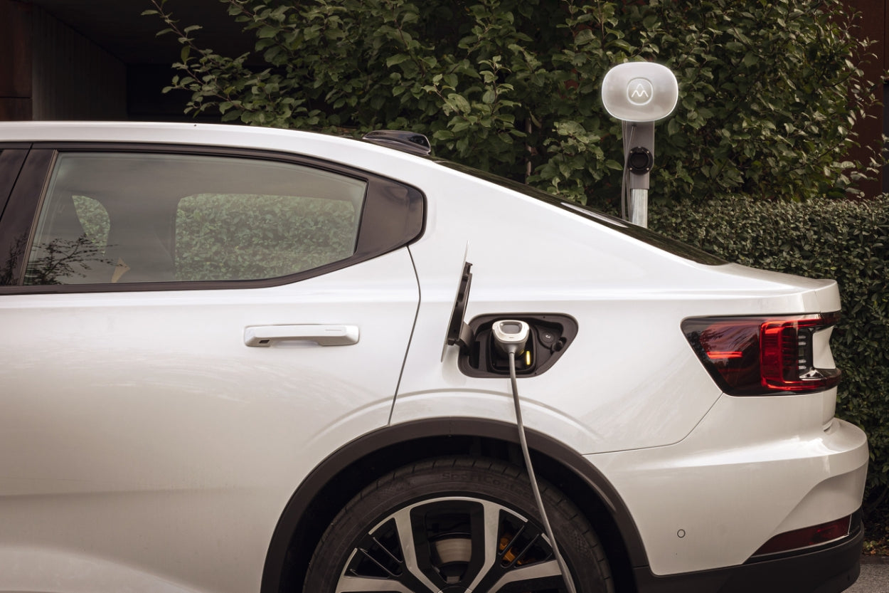 Sähköauton latausasema - laite ja asennusvinkit