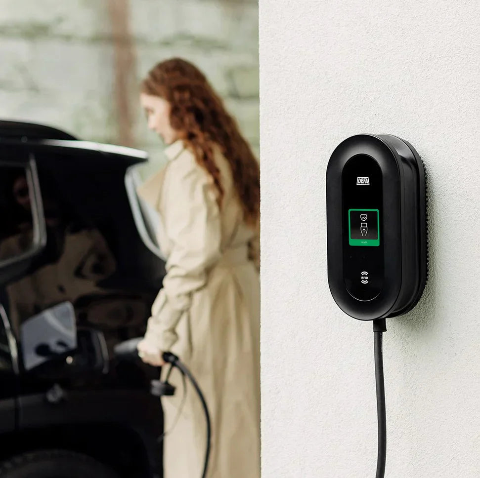 Sähköauton latauslaite - 4 tärkeintä ominaisuutta