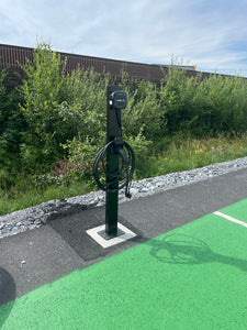 Asennusjalka kotilatausasemalle (Besen, Wallbox Pulsar Plus, TeltoCharge)