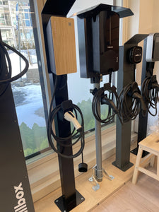 Asennusjalka kotilatausasemalle (Besen, Wallbox Pulsar Plus, TeltoCharge)